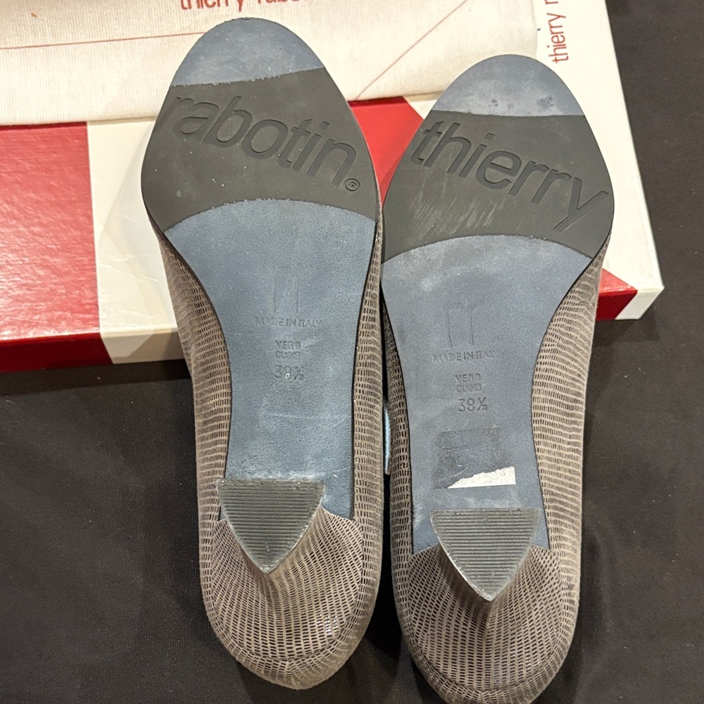 Thierry Rabotin Textured Gray Heels - Picture 11 of 16